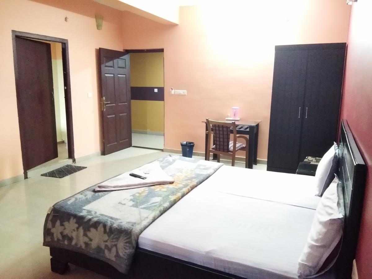 A.R.Residency Kunnamangalam Exterior foto